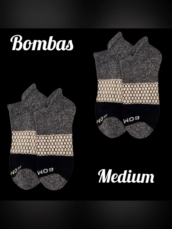 Bombas Ankle Socks 2 Pair BNWOT Medium Unisex Black/White Seamless Toe - Picture 1 of 6